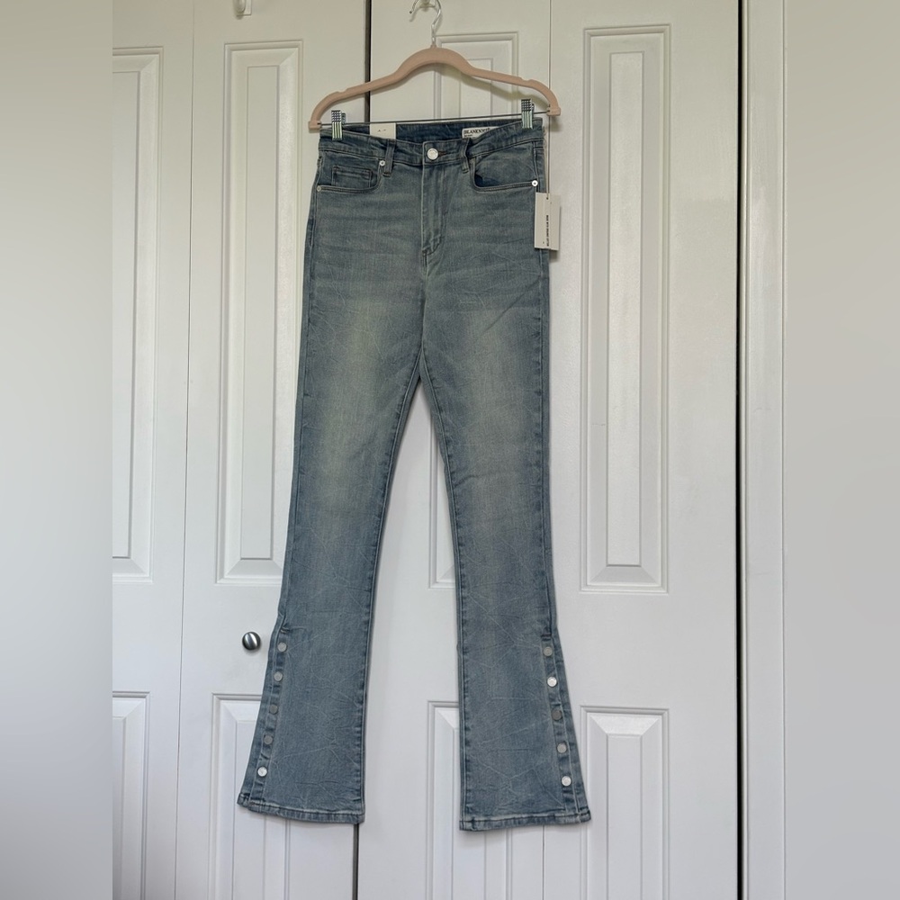 NWT - Blank NYC Hoyt High-Rise Mini Flare - size 28 - Picture 1 of 16